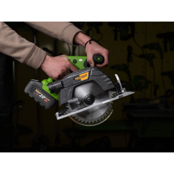 Procraft PCA20bb Bezszczotkowa pilarka tarczowa 20V 0Ah 185mm  03/26*