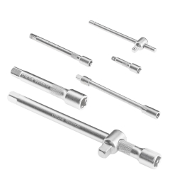 Procraft WS-82 Zestaw narzędzi klucze nasadki grzechotki bity 82 szt. w walizce  07/26