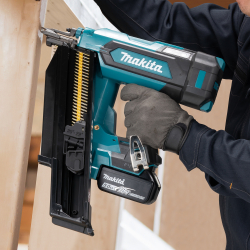 Makita DBN901ZK Gwoździarka akumulatorowa BLDC 18V 0Ah 50-90mm  06/26  SUPER PROMOCJA