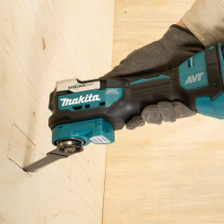 Makita DTM52Z Narzędzie wielofunkcyjne Starlock BLDC 18V body  04/25