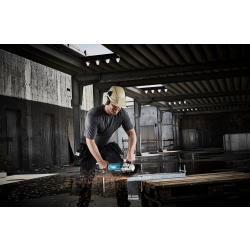 Makita GA9020R Szlifierka kątowa 2200W 230mm łagodny rozruch anty-restart   04/25  SUPER PROMOCJA