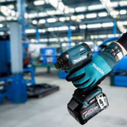 Makita P-84682 Rękawice ochronne powlekane odporne na przecięcia poziom 1 rozmiar M / 8  08/26  SUPER PROMOCJA