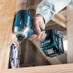 Makita XGT TD001GZ Wkrętarka udarowa 220Nm 1/4